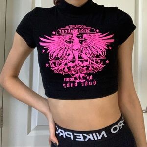 Pink and black graphic croptop